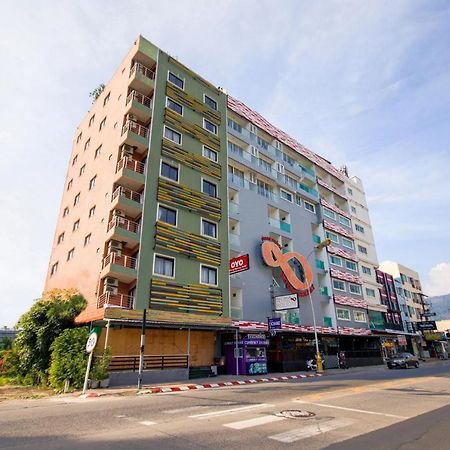 Oyo 861 Patong Dynasty Hotel Exteriör bild